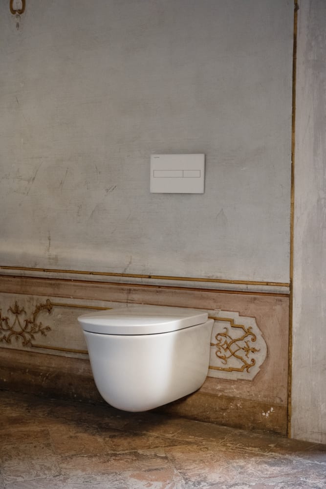 WC seats White THE NEW CLASSIC H8918510000001 LAUFEN