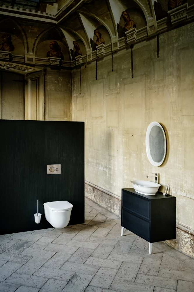 WC seats White THE NEW CLASSIC H8918510000001 LAUFEN