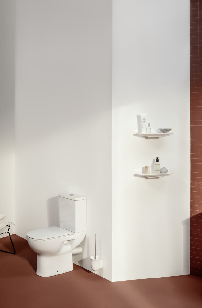 Floorstanding WCs, close-coupled White LUA H8240860000001 LAUFEN