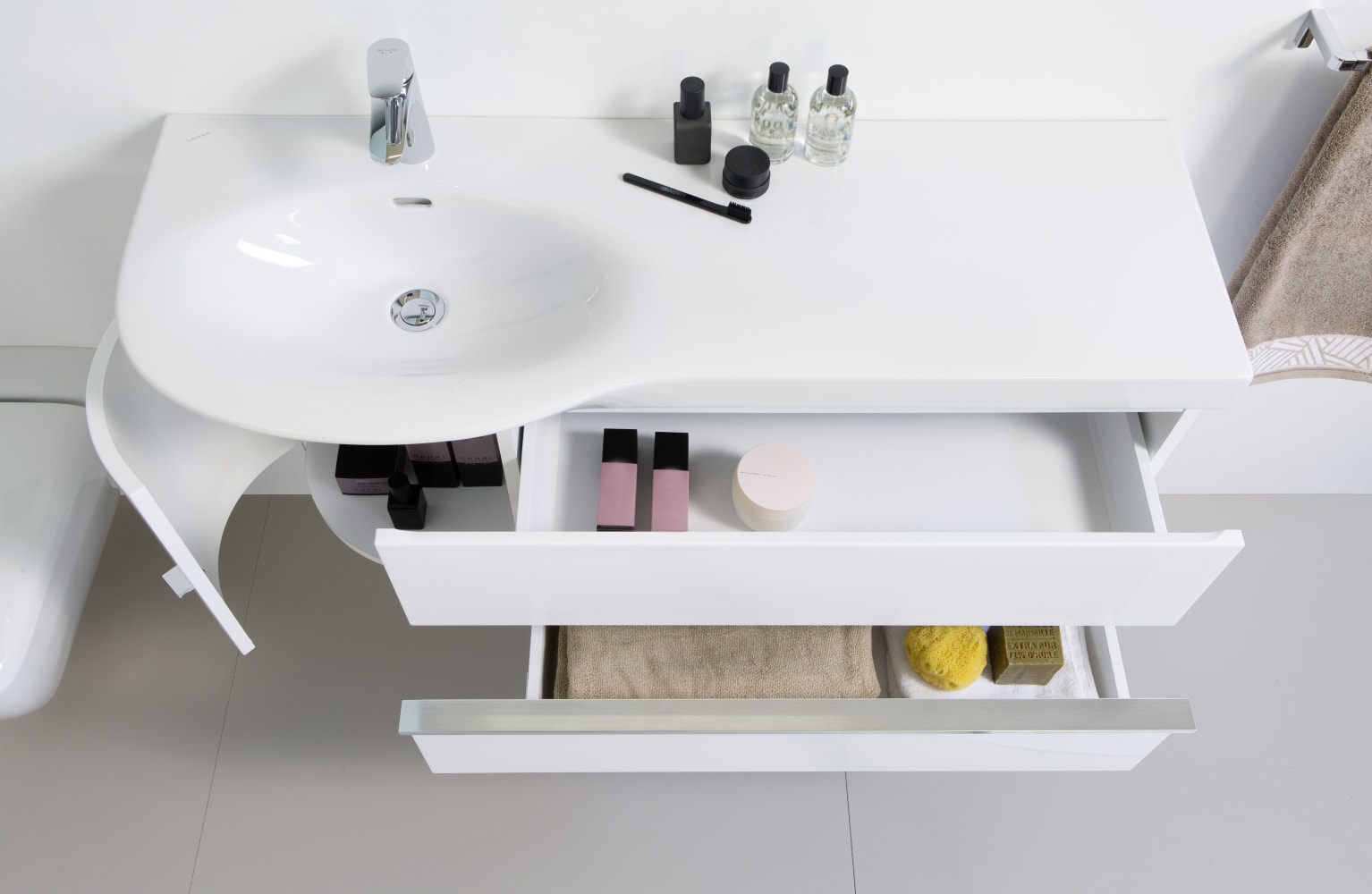 PALACE BATHROOM COLLECTIONS LAUFEN