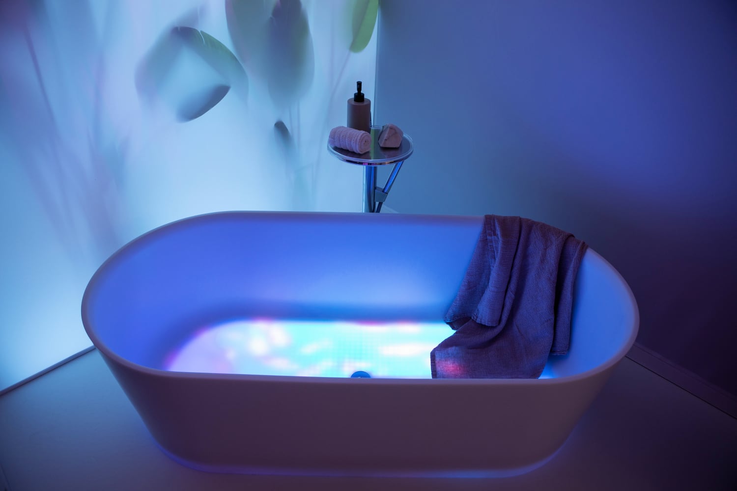 Bathtubs White translucent VAL H230282T006171 LAUFEN